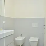 Bright White Flat In The Heart Of דירה ביביונה