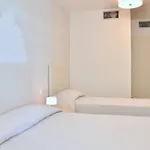Bright White Flat In The Heart Of דירה ביביונה