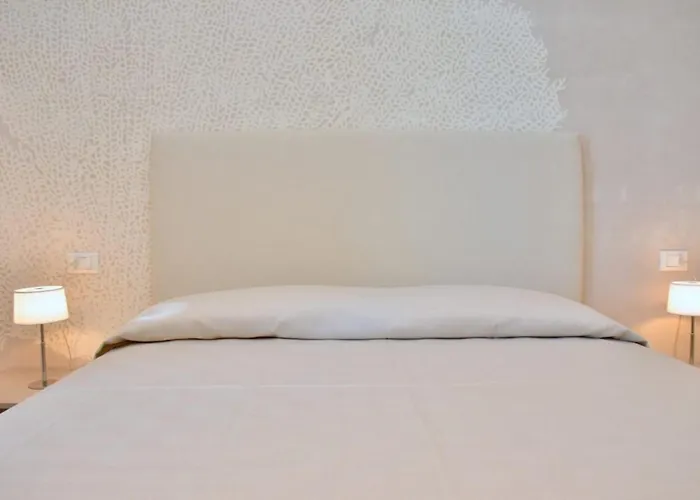 Bright White Flat In The Heart Of