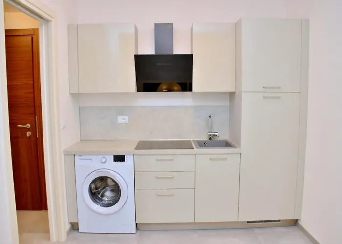 Bright White Flat In The Heart Of * Bibione