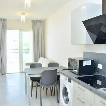 Apartamento Bright And Coastal Flat In The Heart Of *