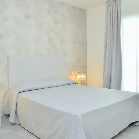 Apartamento Bright And Coastal Flat In The Heart Of *
