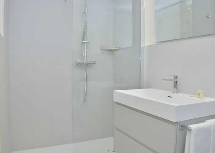 Bright White Flat In The Heart Of *