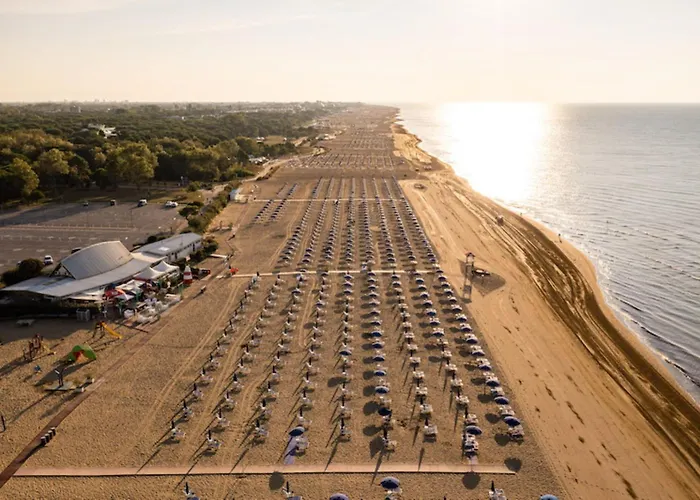 Bright White Flat In The Heart Of